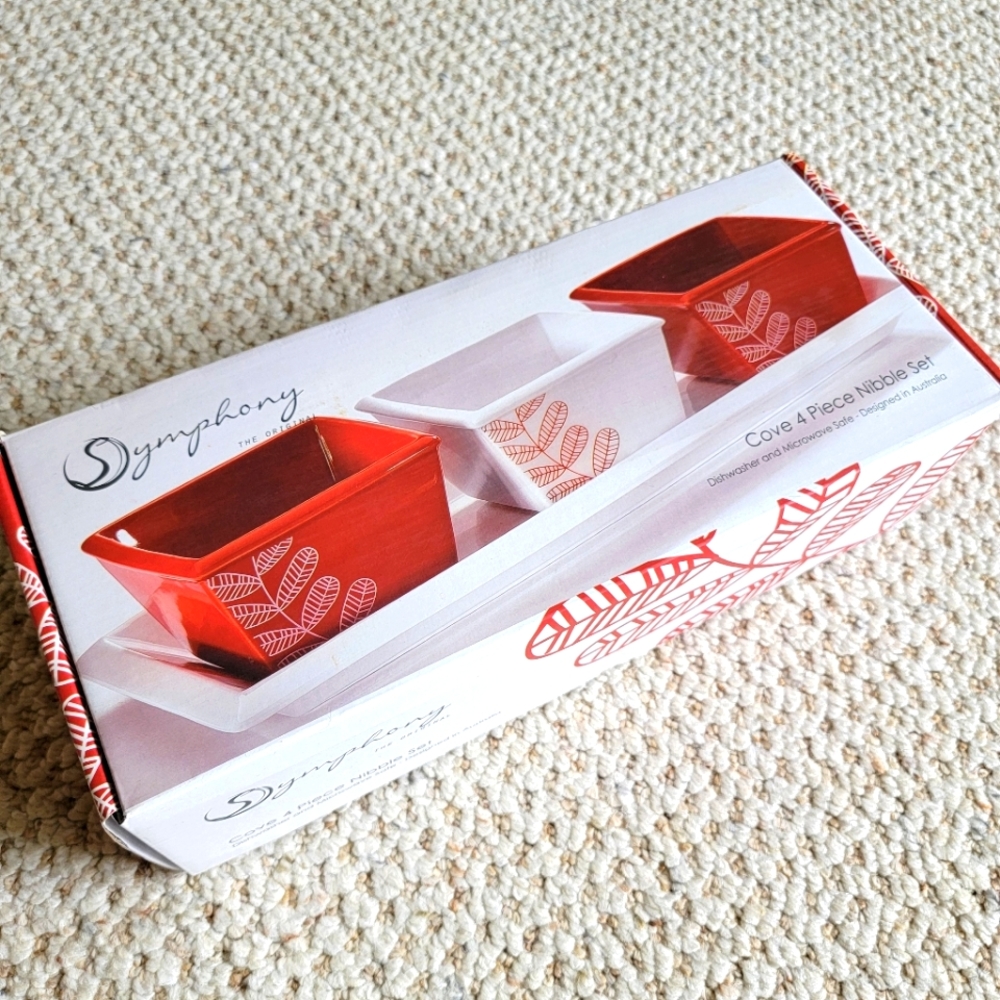 NEW Symphony 4 piece serving trays